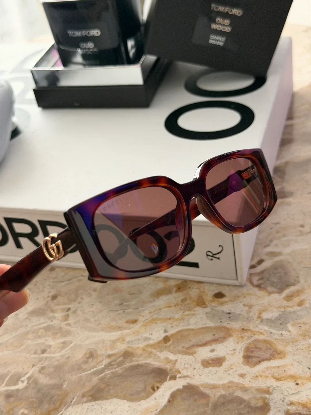 Gucci Sunglasses Brown no box