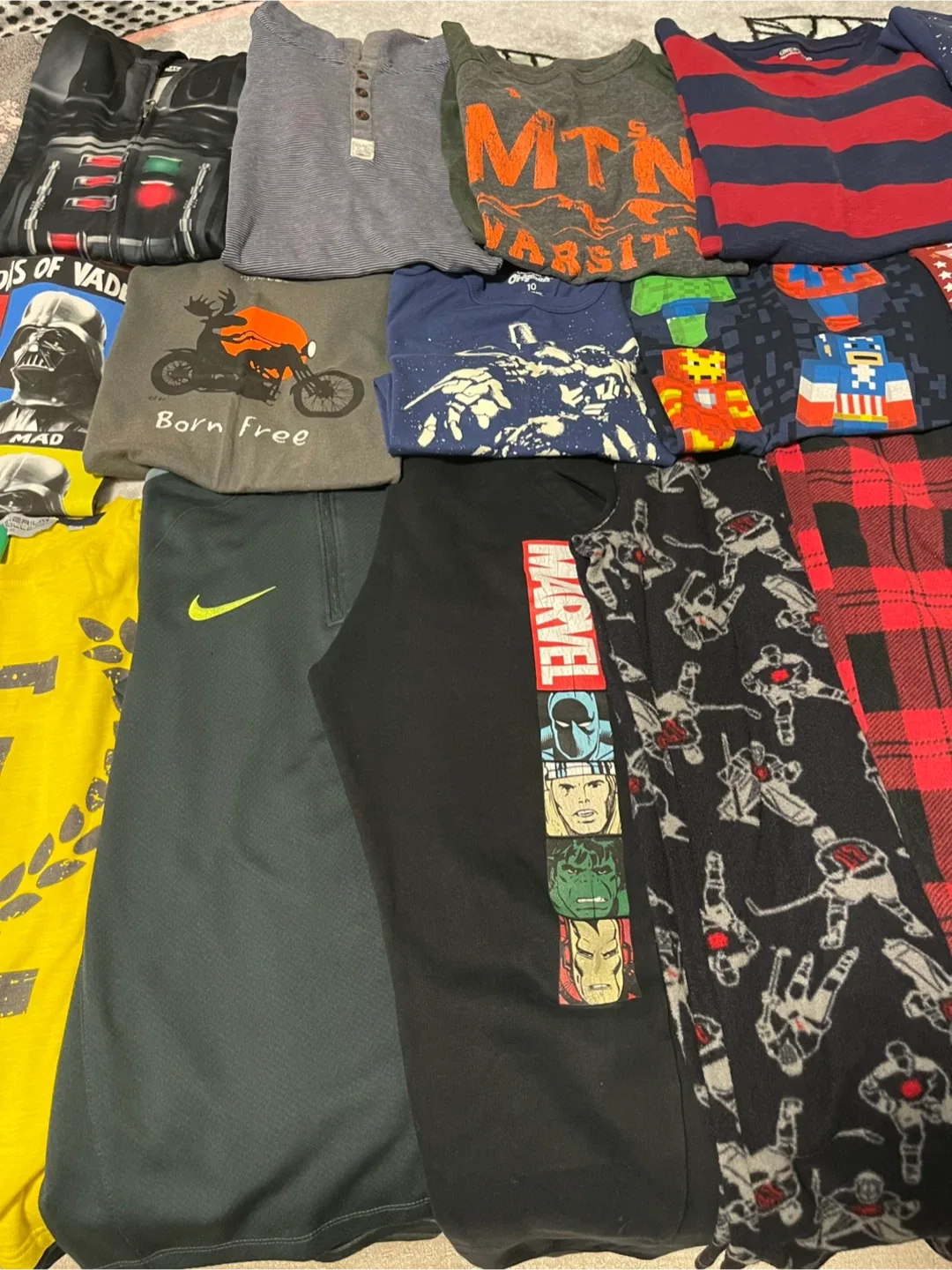 Boys clothing bundle image indicator(2)