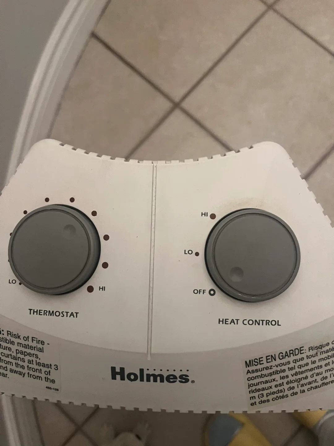 Holmes Tower Quartz Heater image indicator(4)