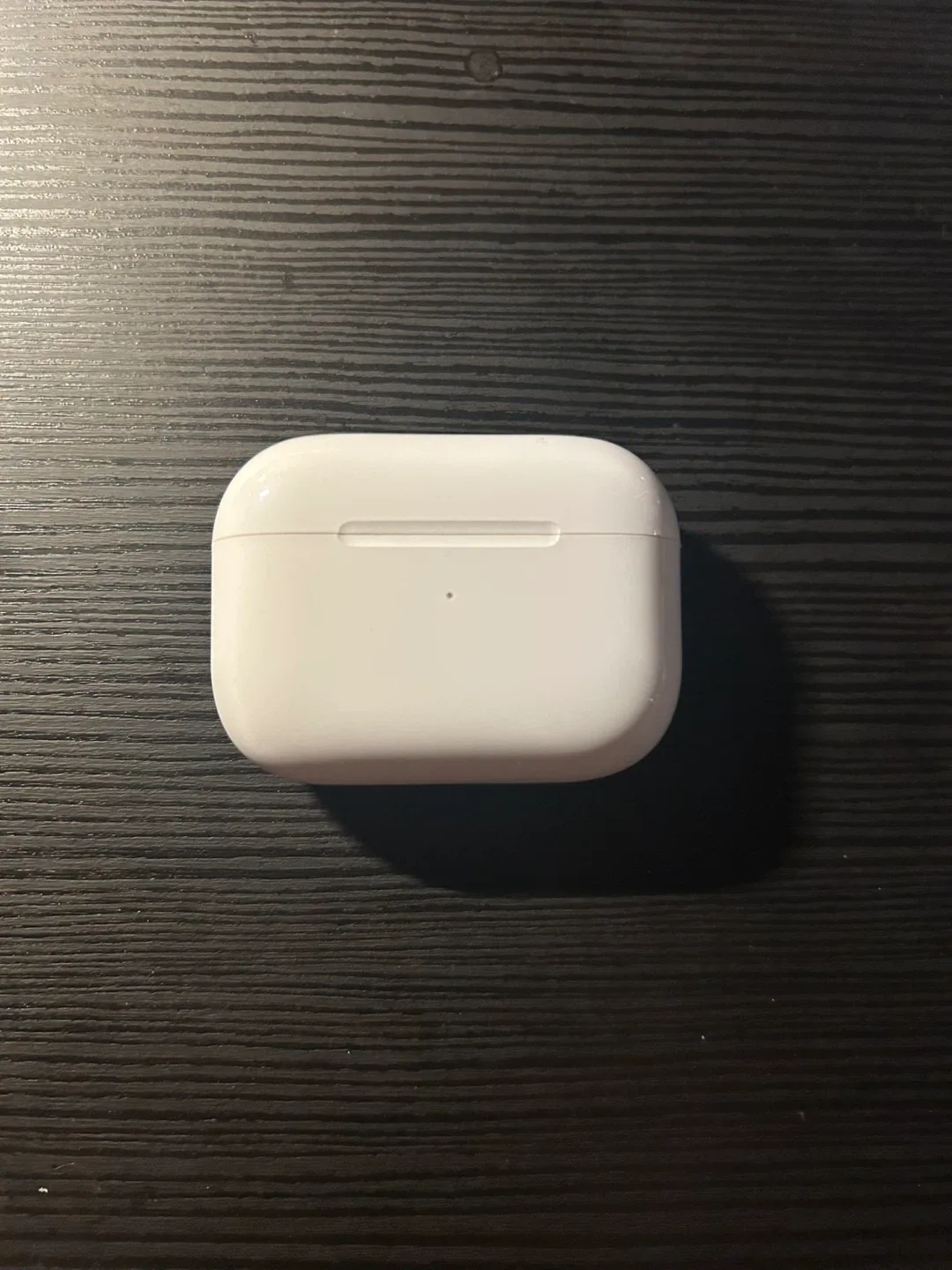 Apple AirPods Pro (2nd Generation) image indicator(2)