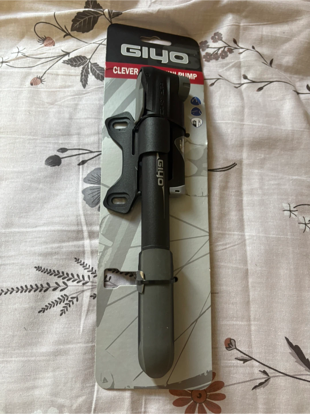 New GIYO Clever Valve Mini Pump