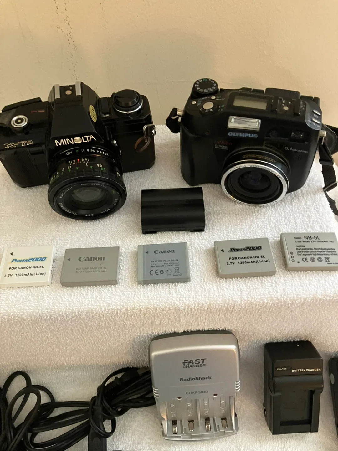 Minolta X-7A & Olympus C-5060 Cameras with Accessories image indicator(4)