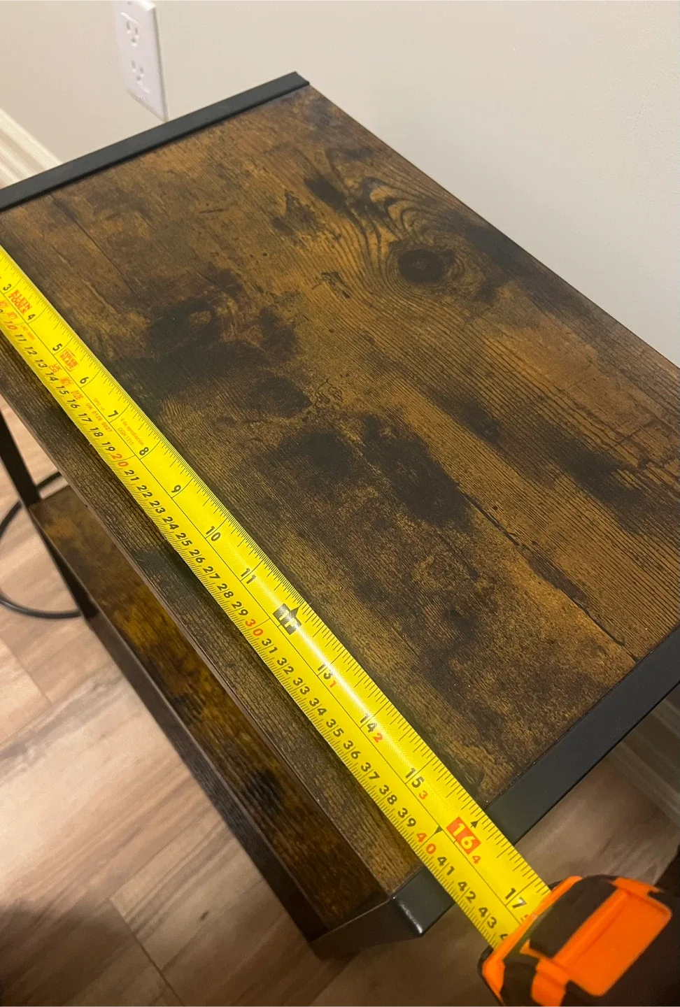 End Table with Charging Station image indicator(6)