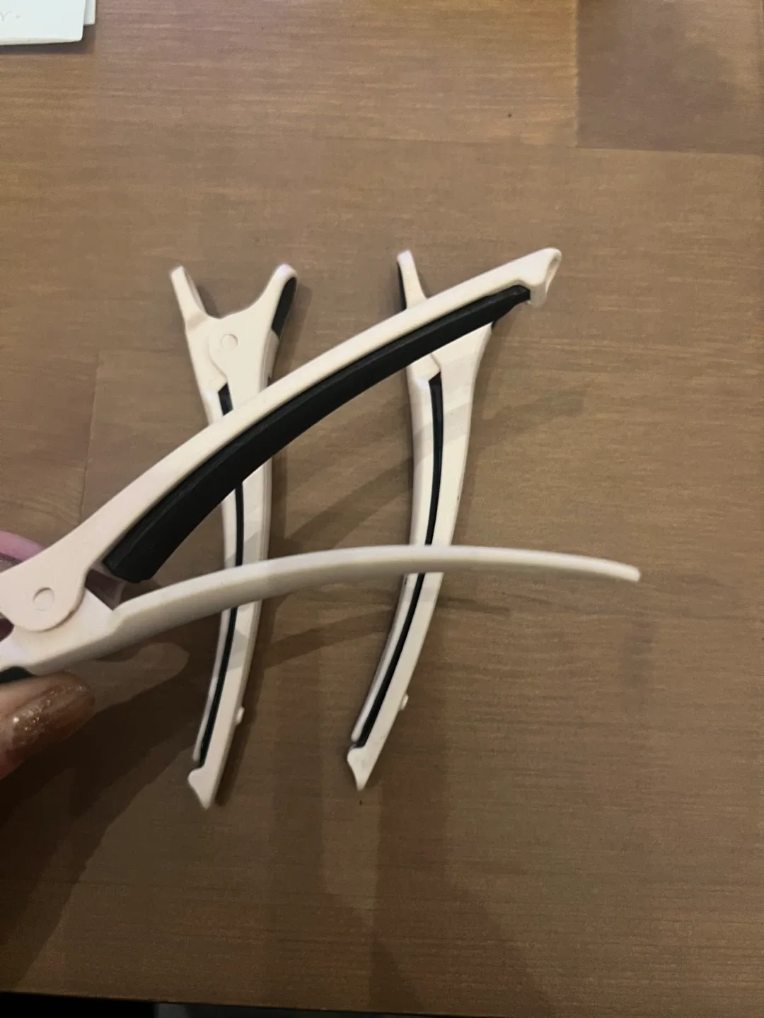 L'ange Hair Clips #Cleanout image indicator(3)