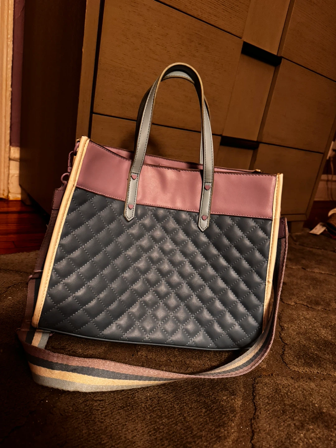 Betsey Johnson Quilted Tote Bag - photo 2