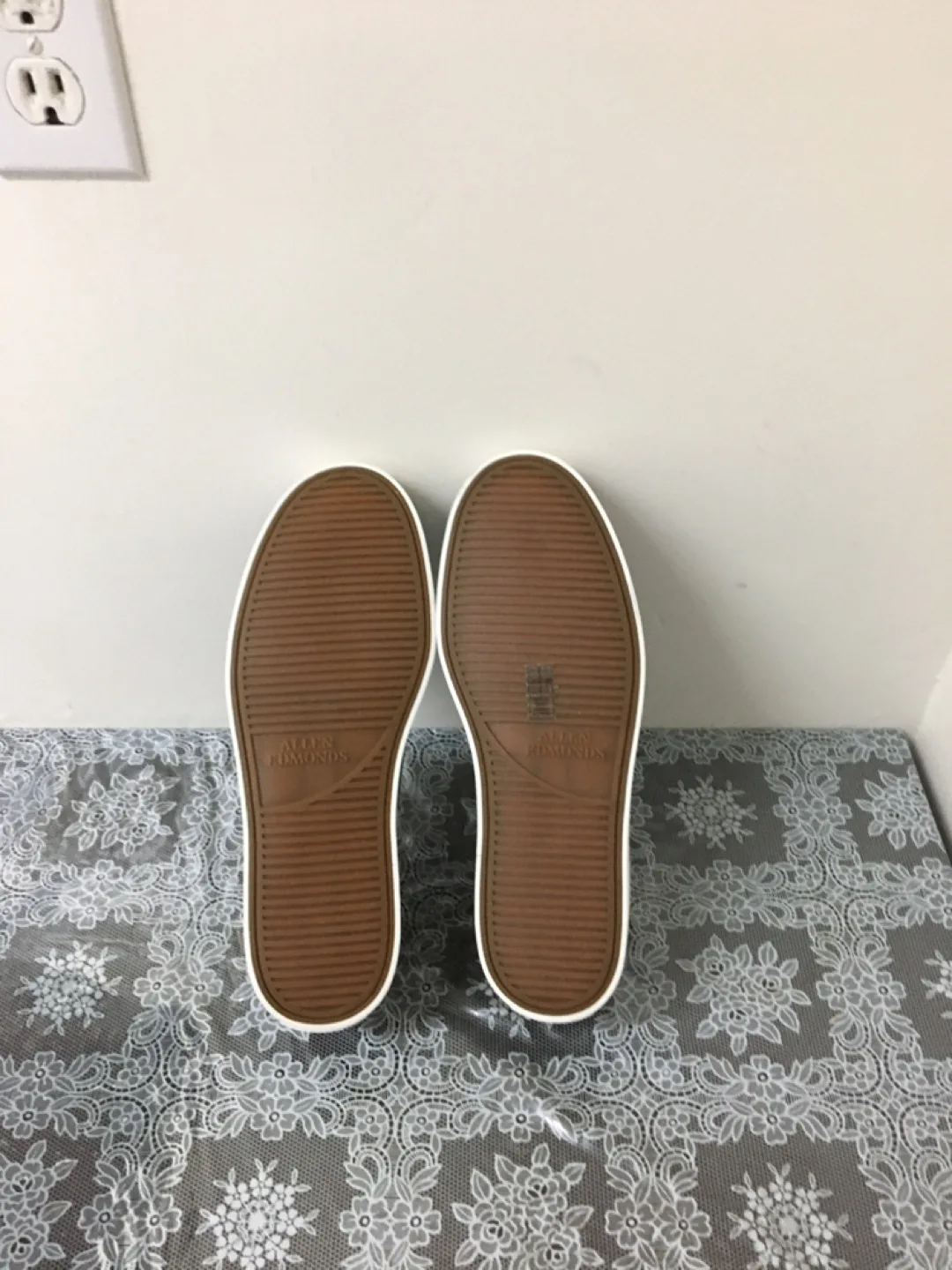 Allen Edmonds Suede Sneakers image indicator(5)