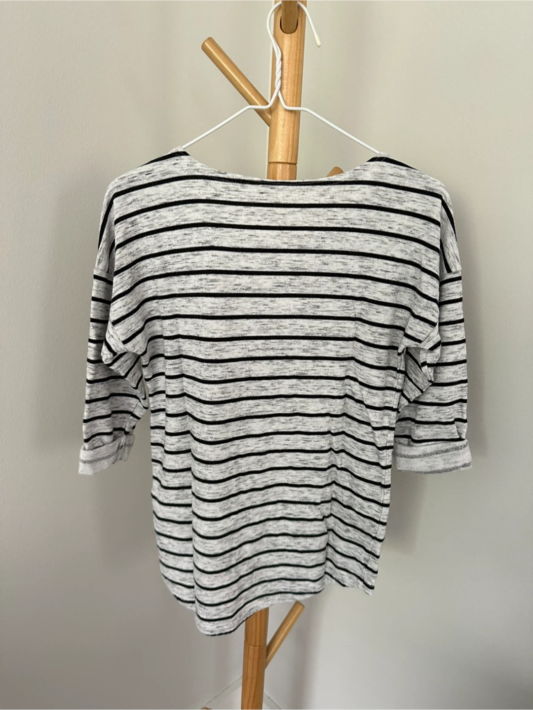 #cleanout / H&M Divided Basic Striped Top - Size XS - photo 3