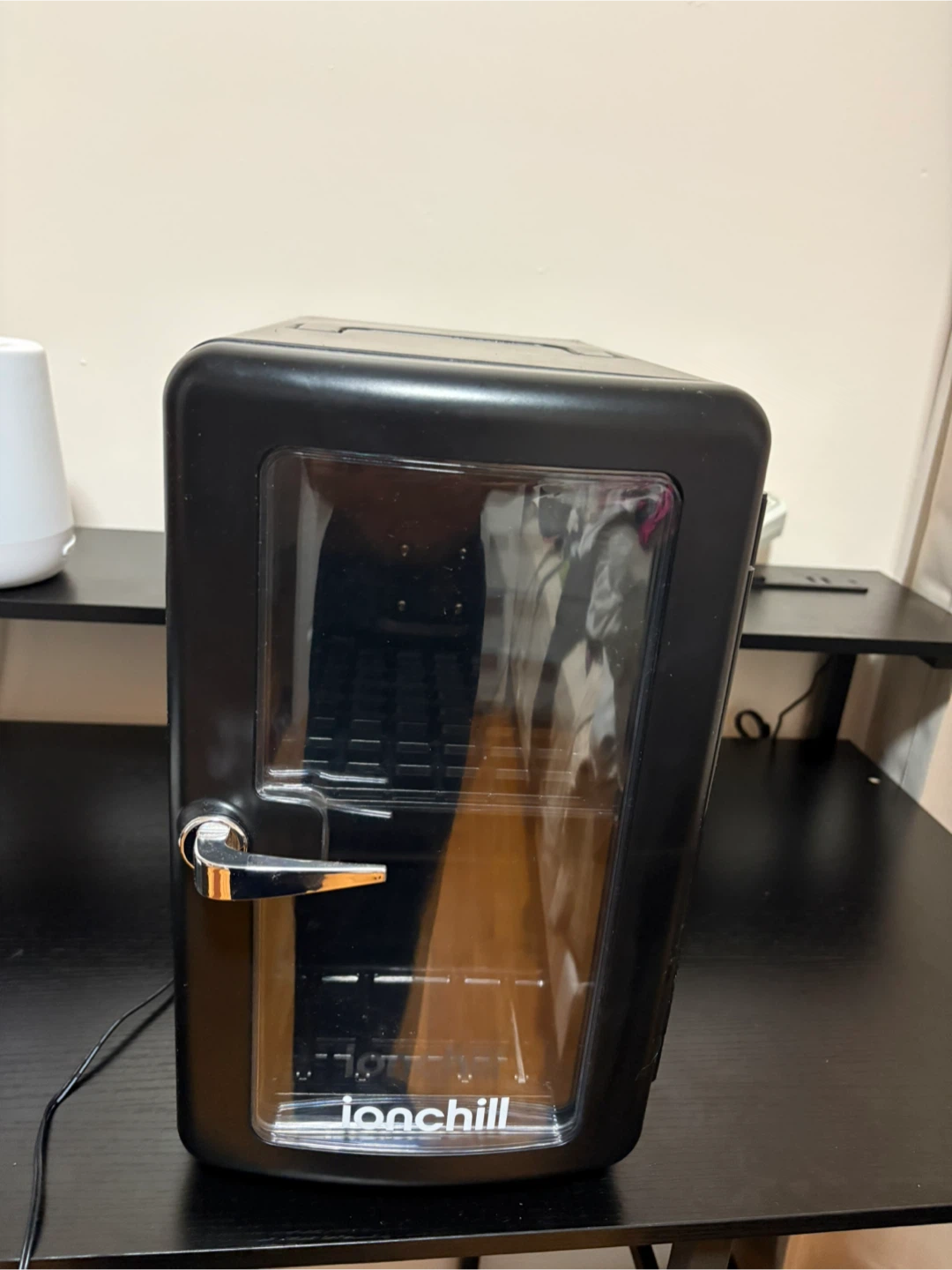 Ionchill Mini Fridge - Black - photo 2
