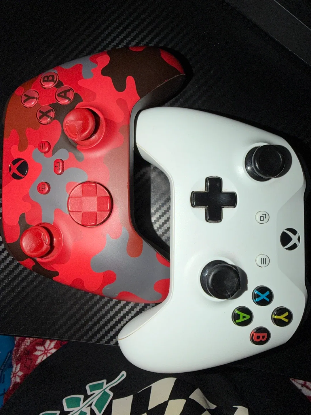 Xbox Wireless Controller - Red Camo & White