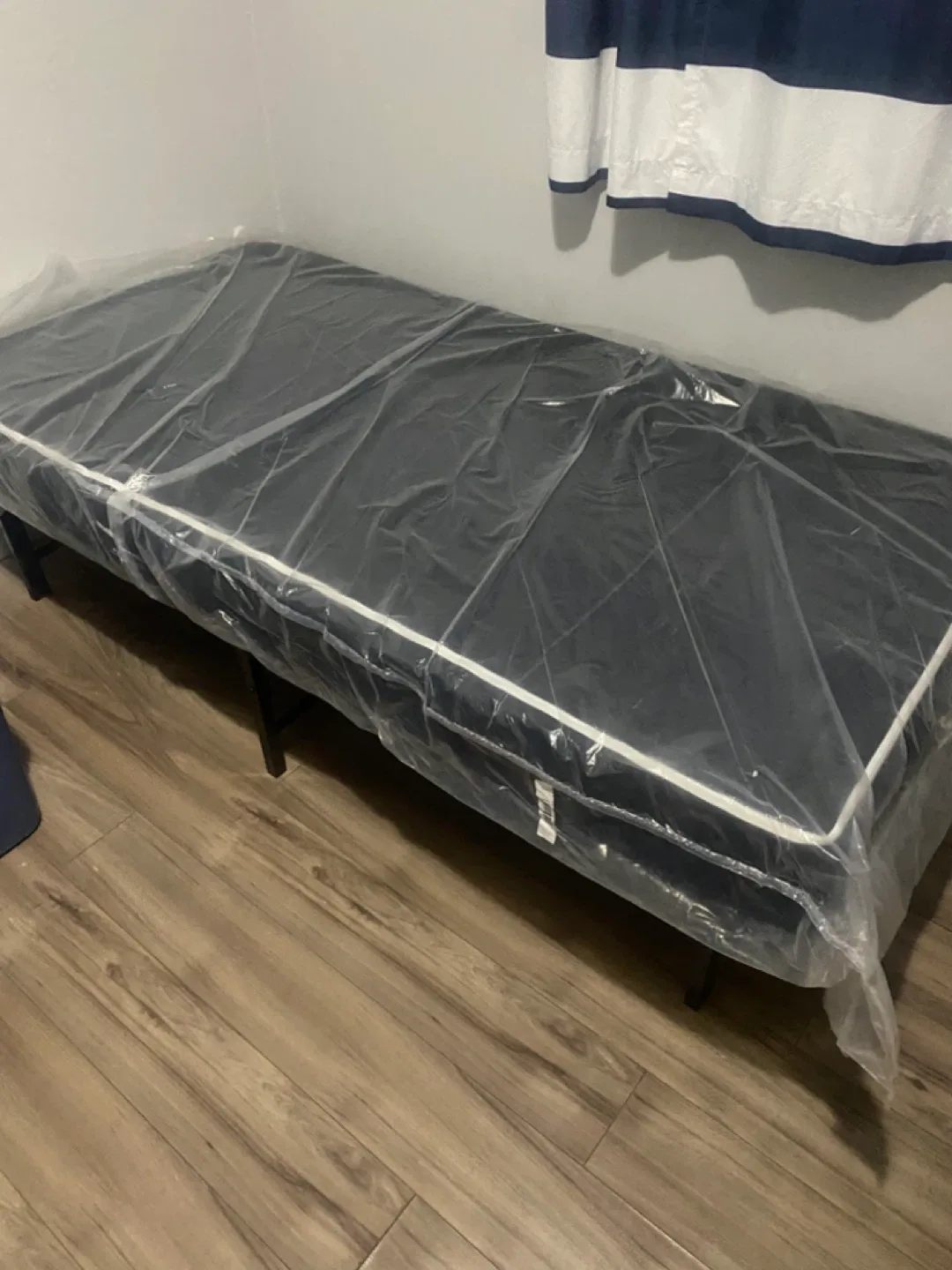 Twin size frame & foam mattress