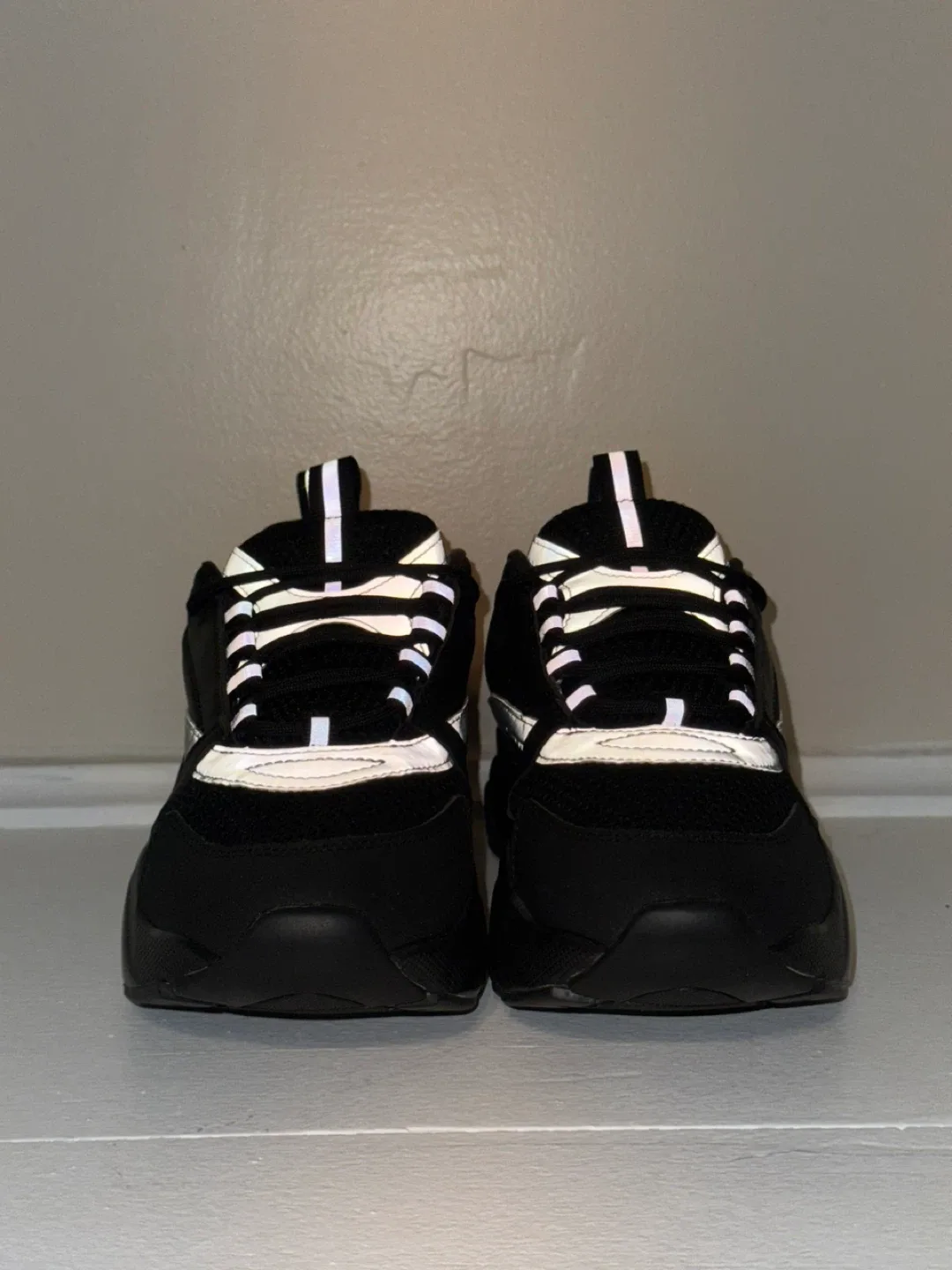 Dior Men's B22 Sneaker Black image indicator(5)