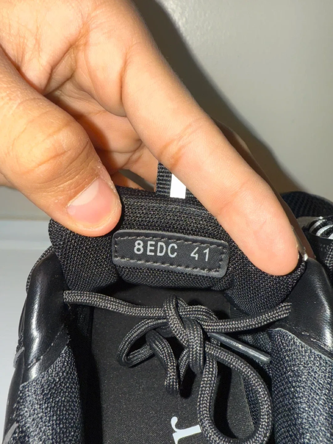 Dior Men's B22 Sneaker Black image indicator(7)