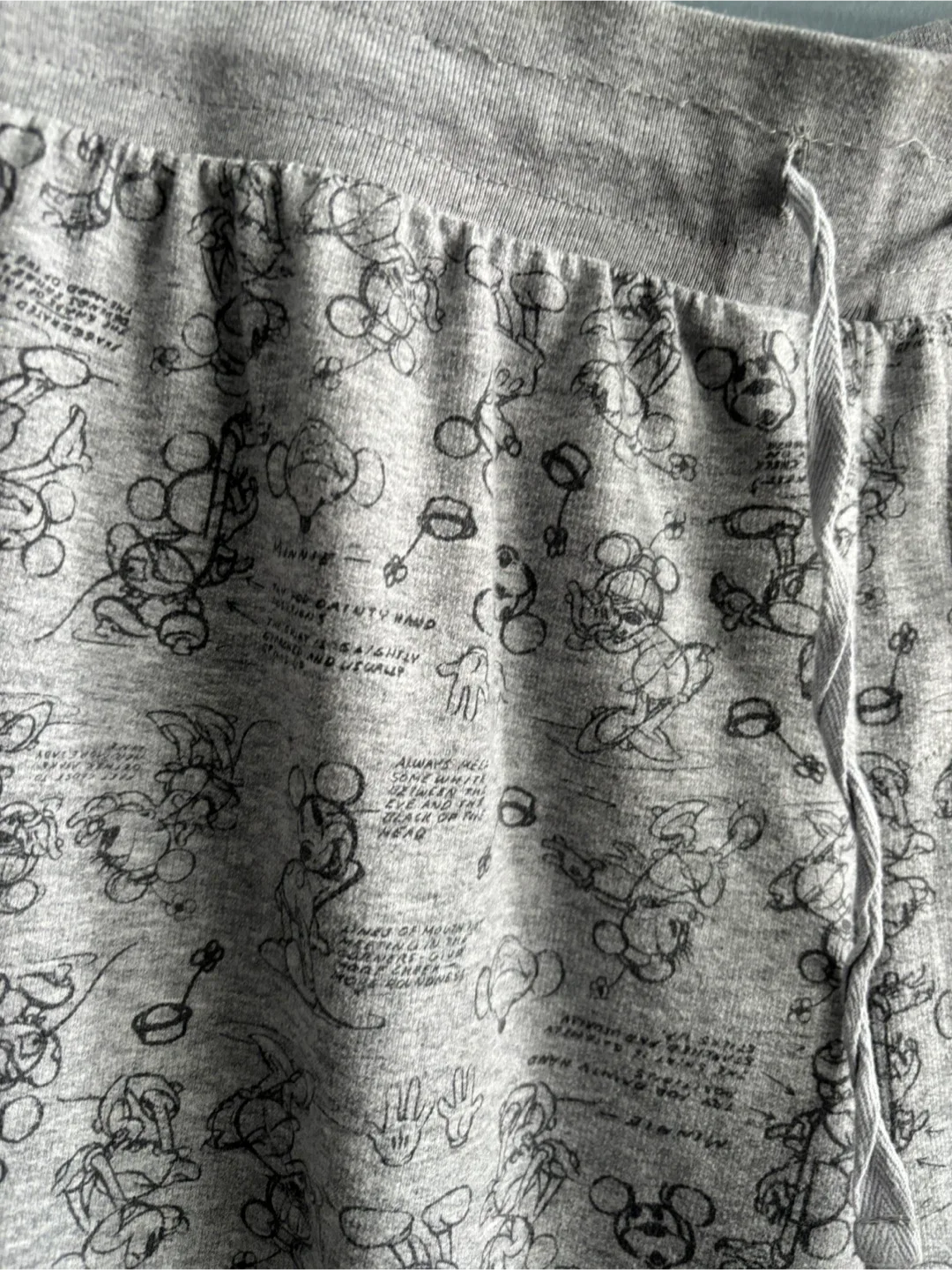 Disney Mickey Mouse Grey Sweatpants - Size M image indicator(9)