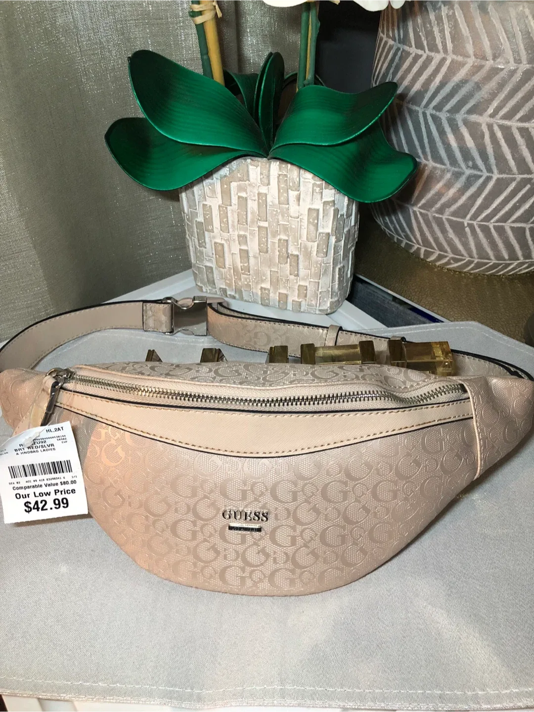 Guess Beige Belt Bag - Like New! image indicator(7)