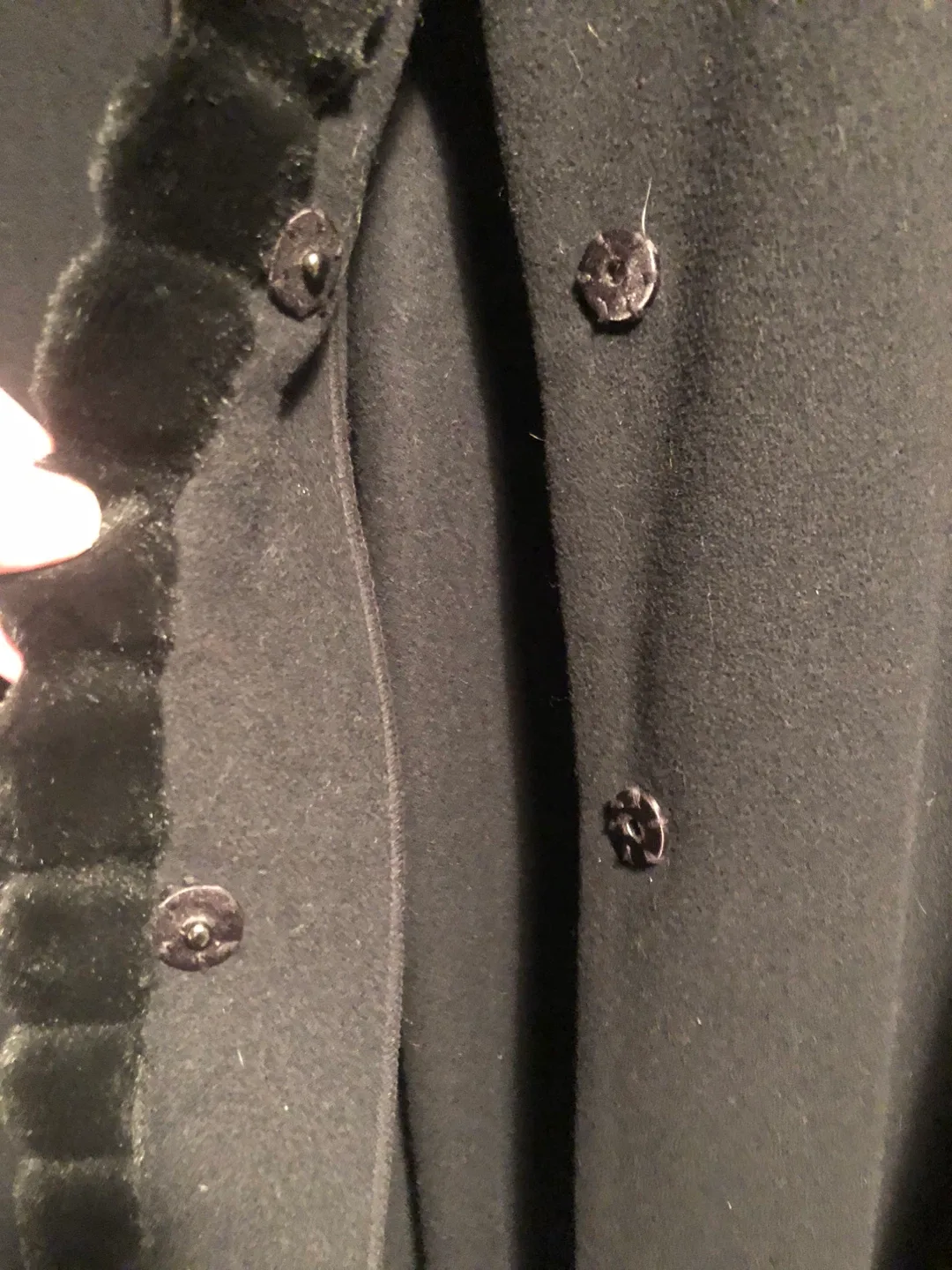 Noveltti for Melanie Lyne Black Cape image indicator(4)