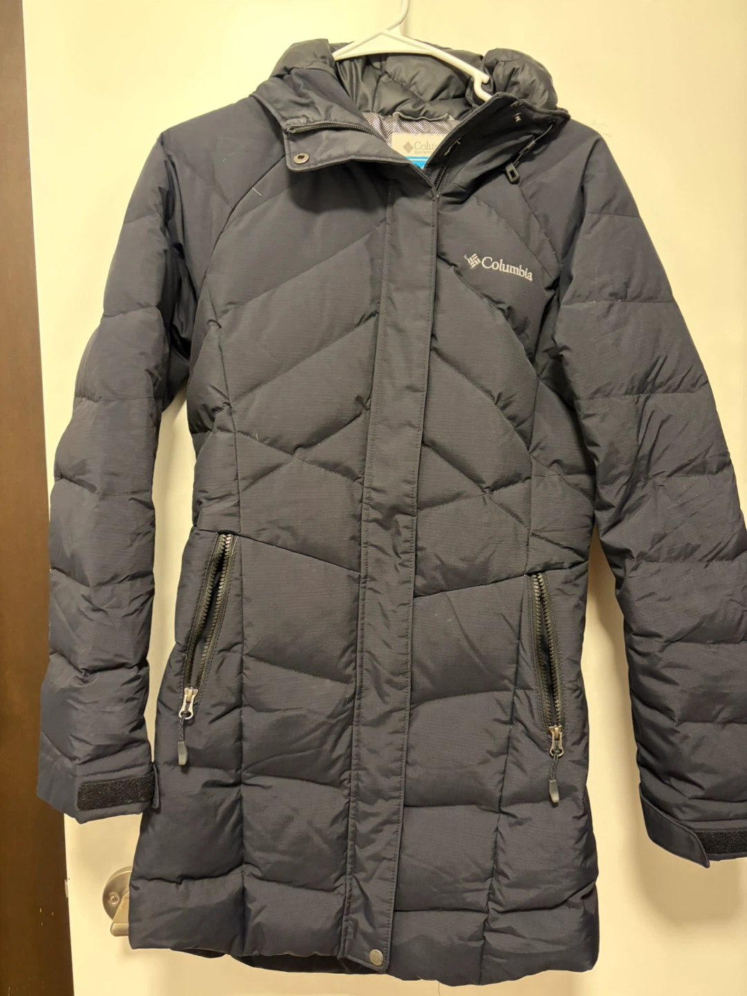 Columbia Women's insulated Down Puffer Jacket