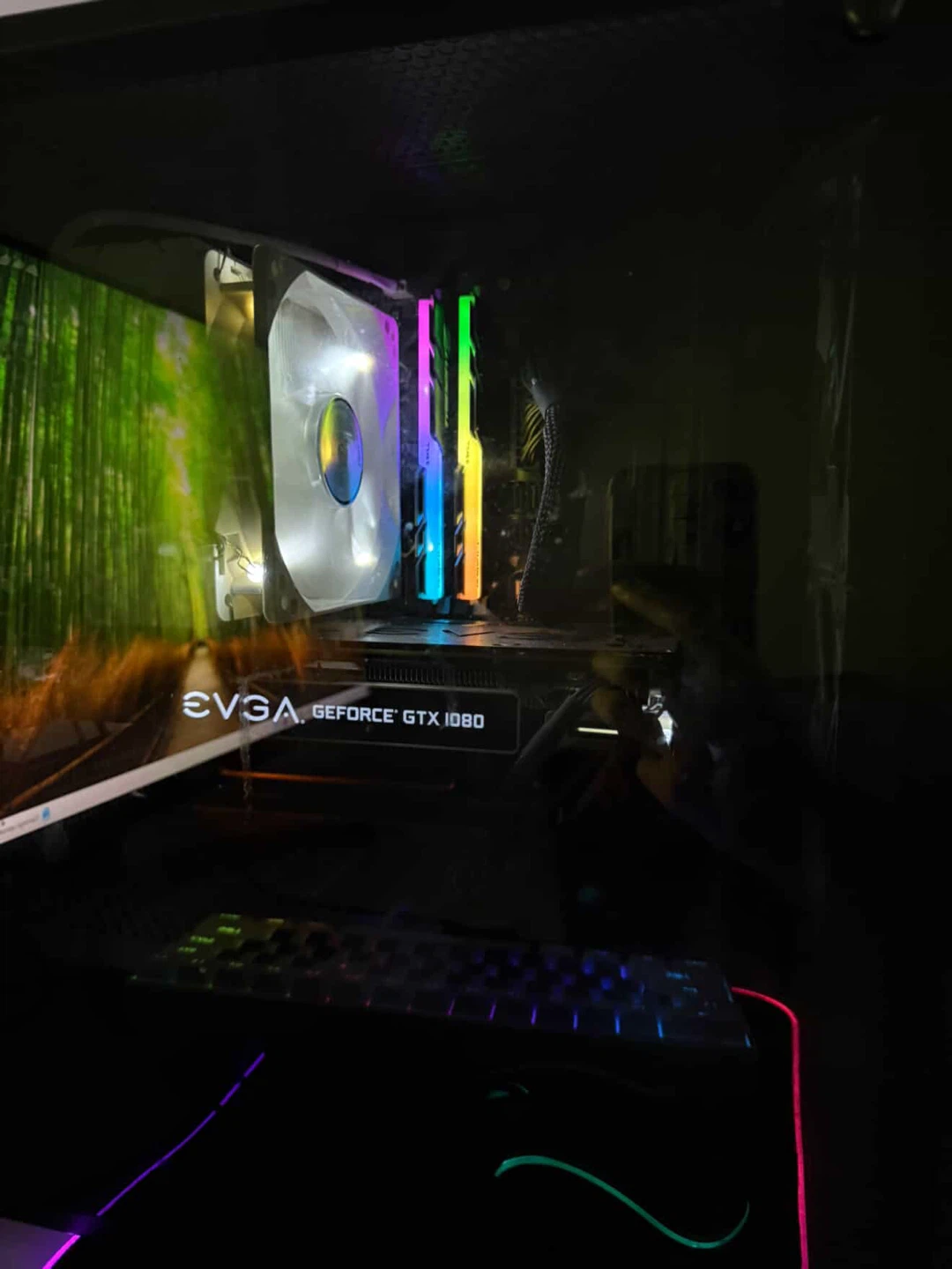 Gaming PC set up - photo 4