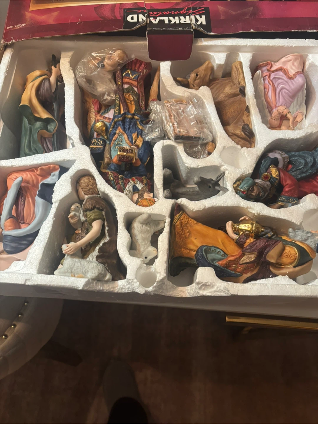 Kirkland Signature Nativity Set - 12 Piece Porcelain - photo 2