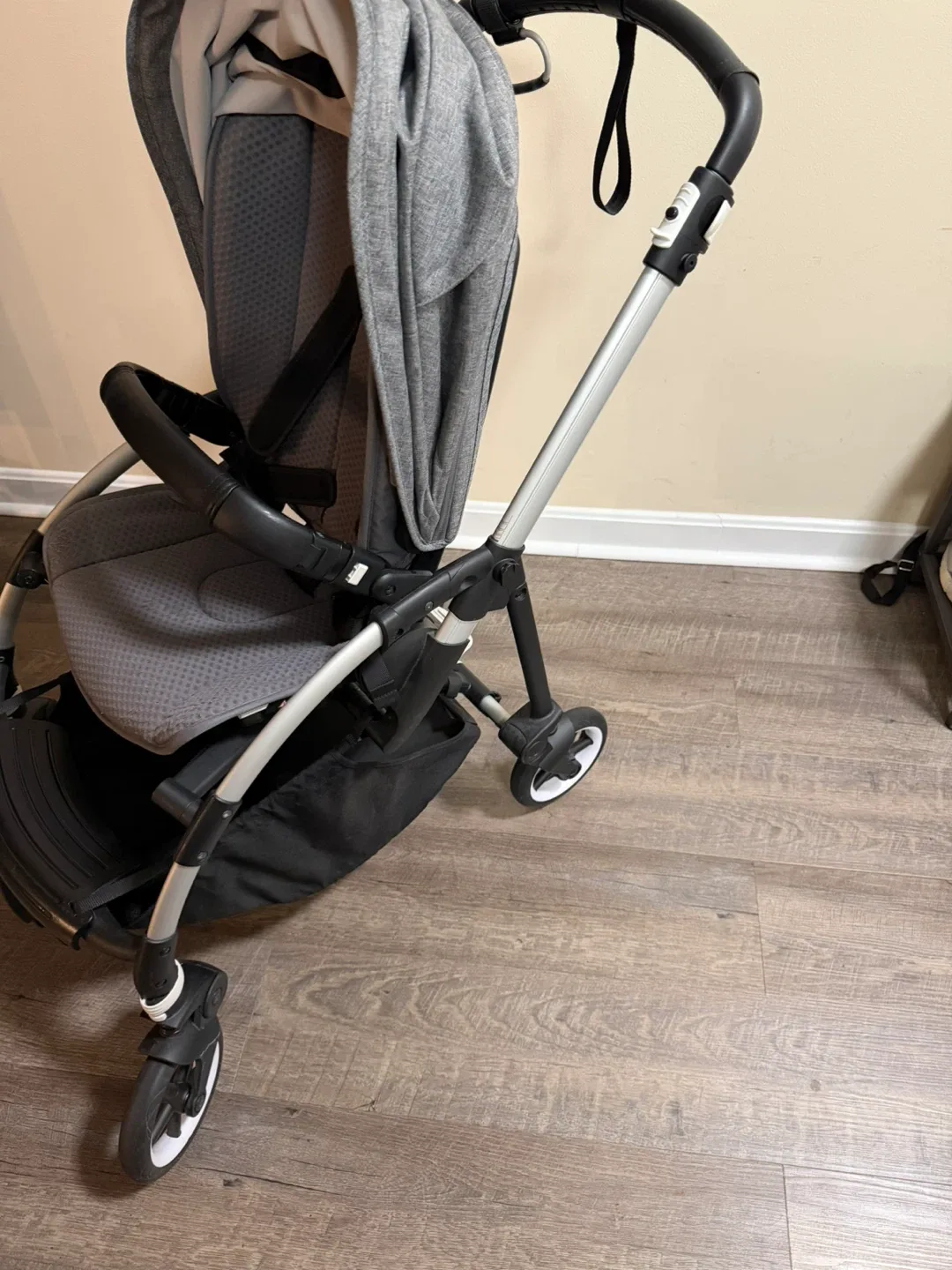 Bugaboo Bee Stroller - Gray image indicator(3)