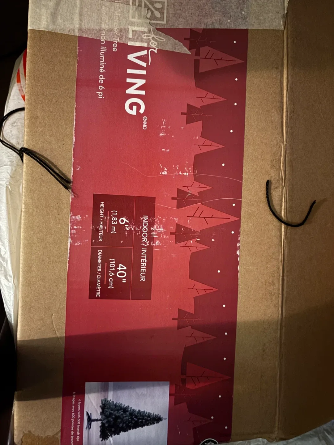 6ft Artificial Christmas Tree image indicator(2)