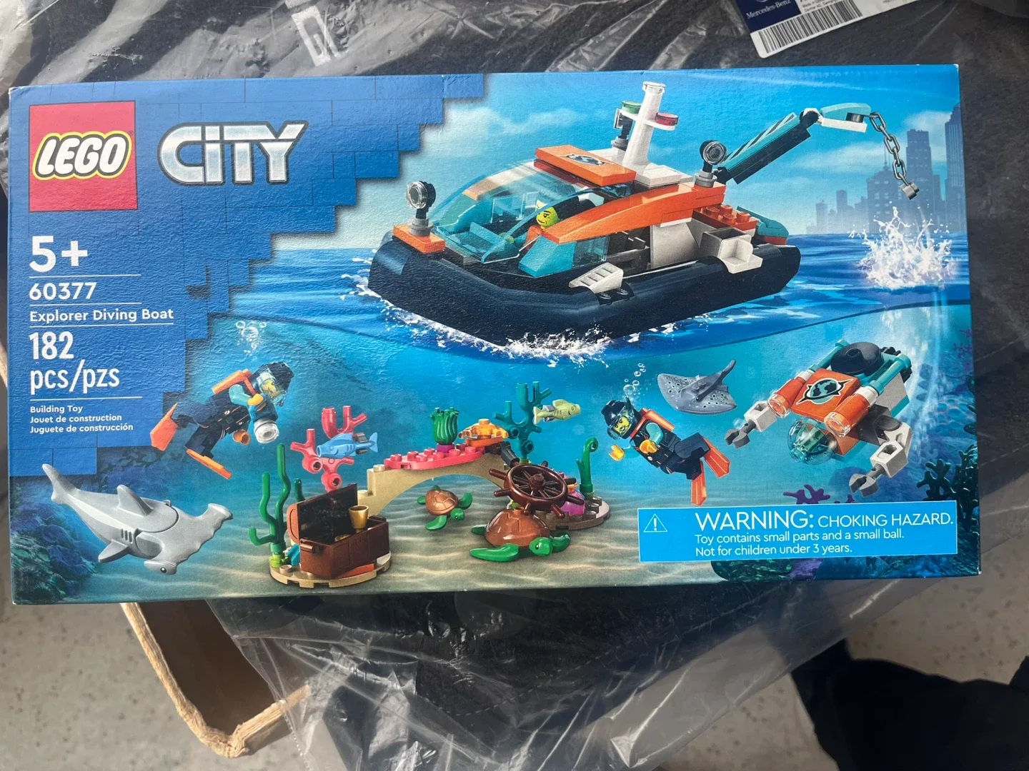 New LEGO City 60377 Explorer Diving Boat