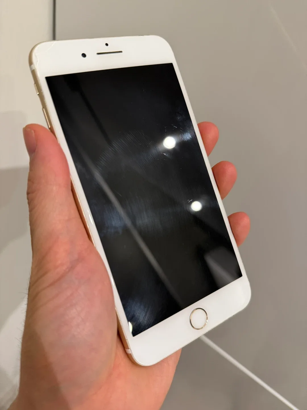 iPhone 7 Plus Gold image indicator(3)