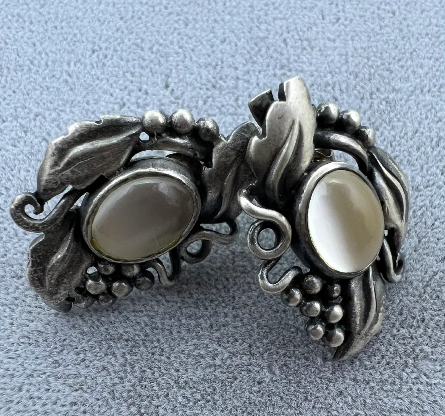 Vintage Sterling Silver Moonstone Earrings image indicator(2)