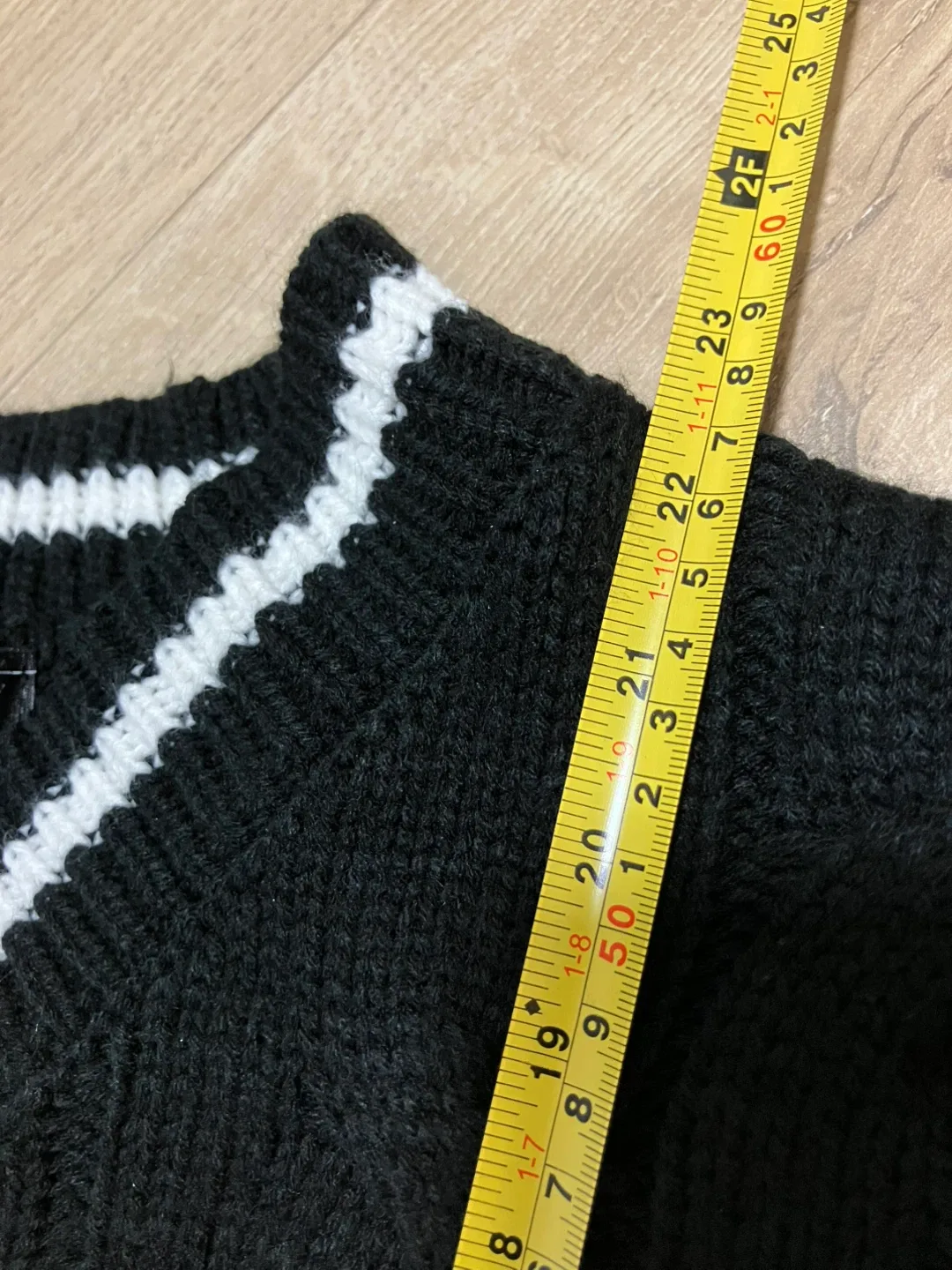 Sweater black knit image indicator(7)