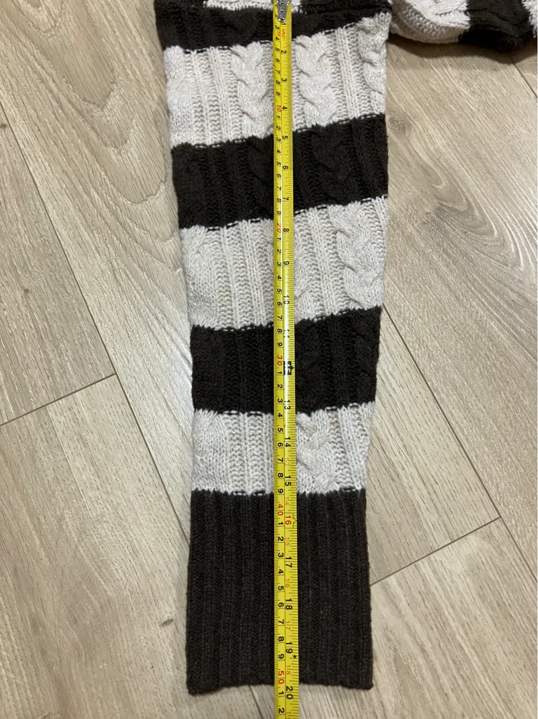 Sweater stripes knit image indicator(10)