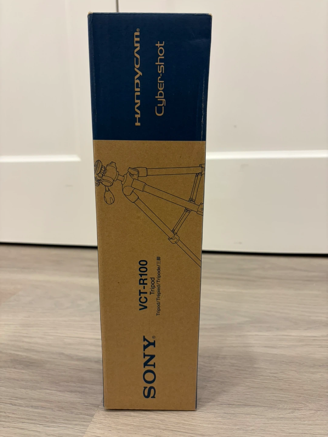 Sony VCT-R100 Tripod - New - photo 2