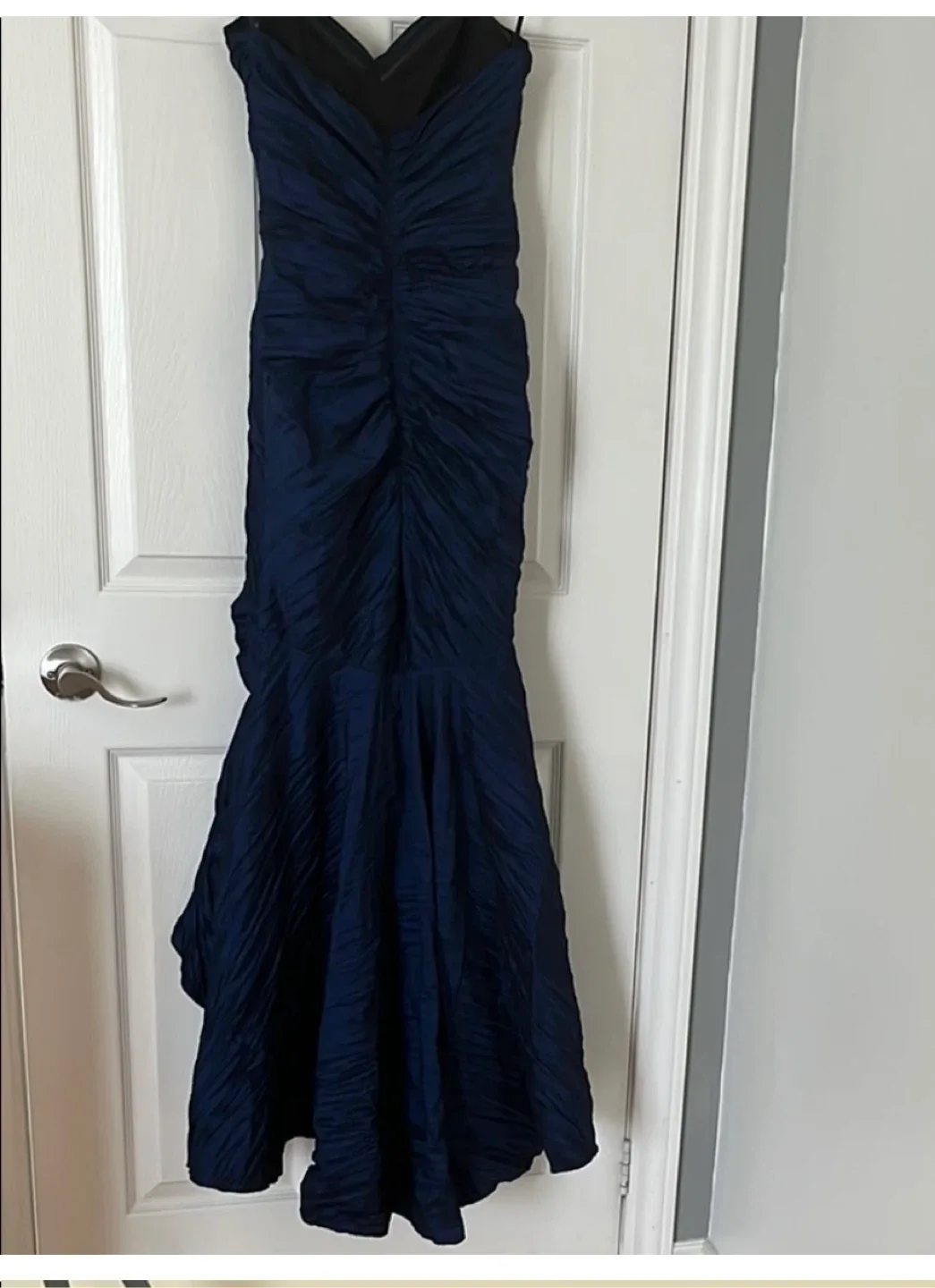 Laura size 2 Navy Blue Strapless Evening Gown image indicator(4)