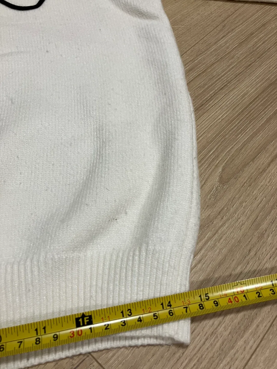 Cute sweater white image indicator(9)