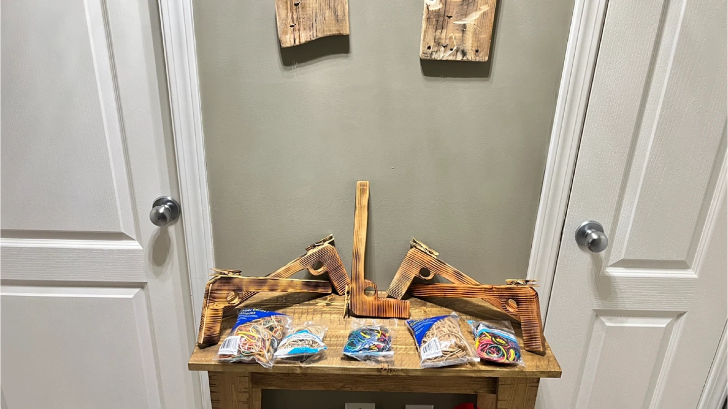 Handmade Wooden Rubber Band Toy Guns - photo 4