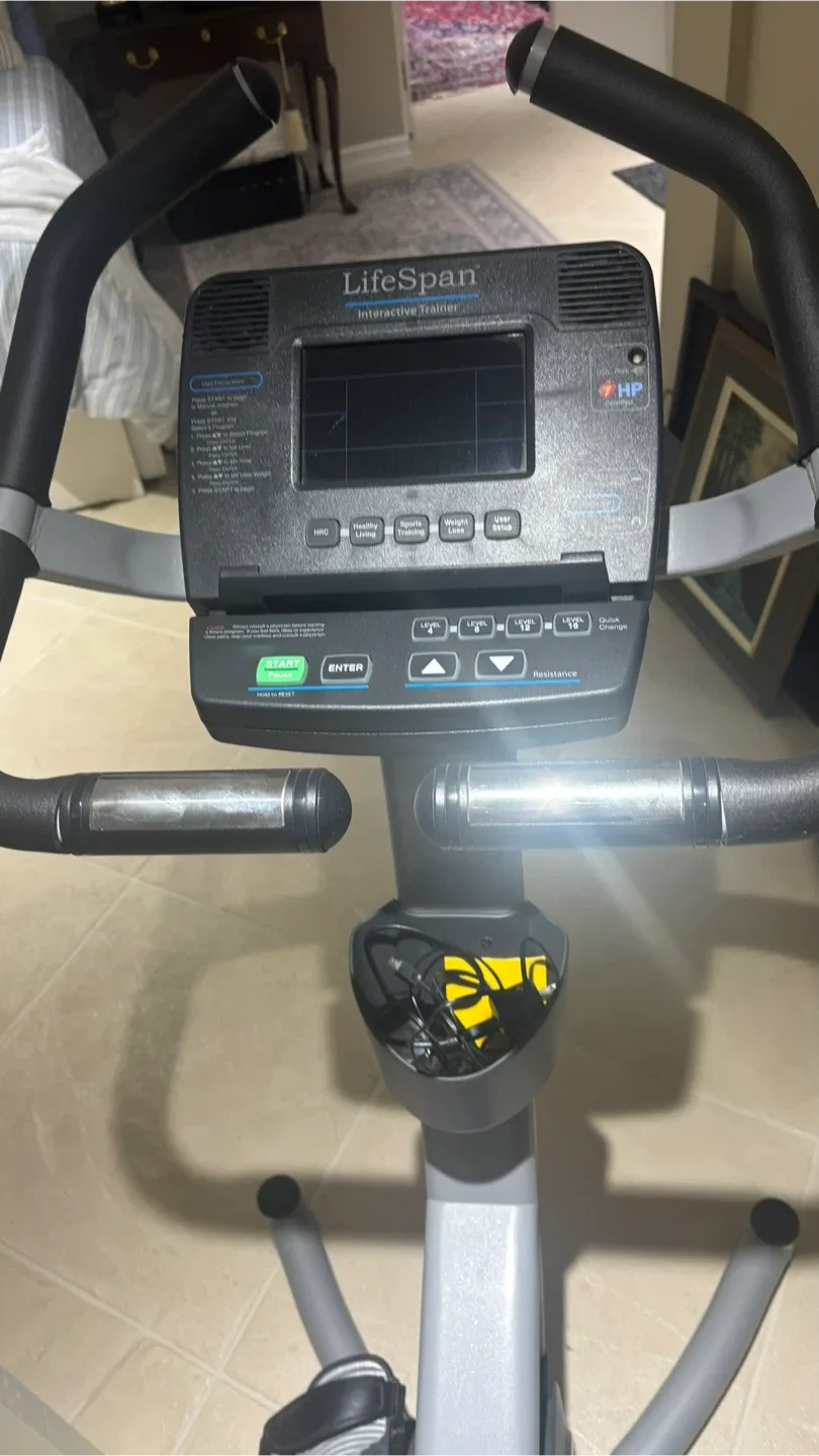 LifeSpan C3i Upright Exercise Bike image indicator(3)