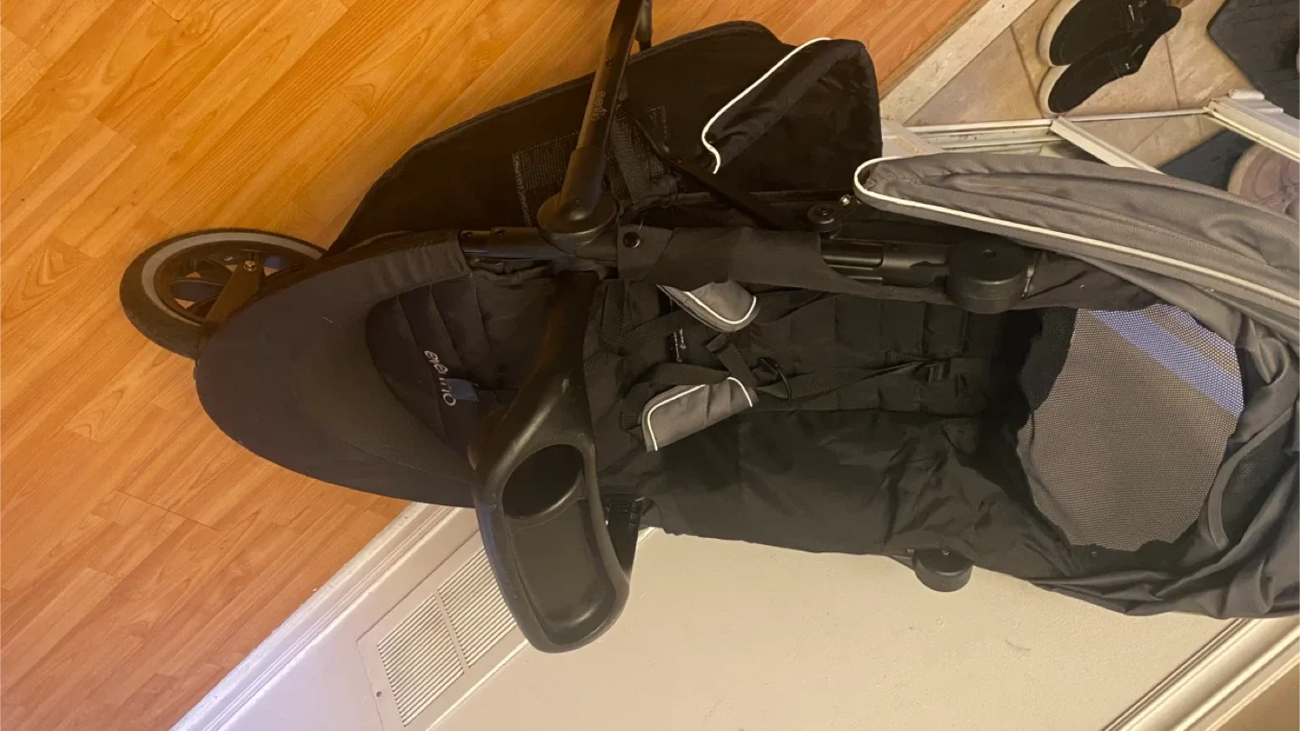 Evenflo Pivot Xplore All-Terrain Stroller Wagon - Black image indicator(7)