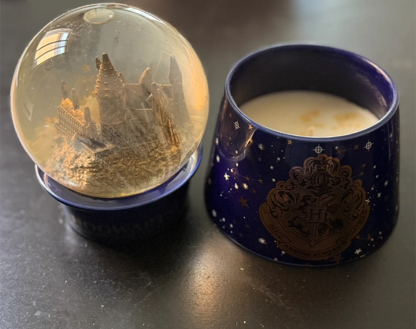 #Cleanout Harry Potter Hogwarts Snow Globe Candle Set image indicator(2)