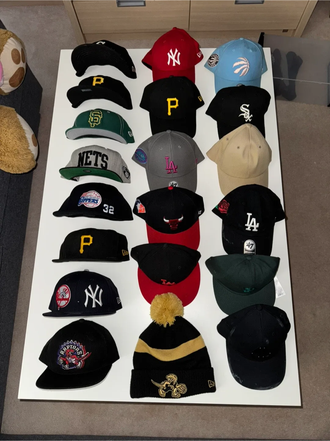 Baseball Caps - New Era, 47 Brand,Mitchell & Ness 1/2
