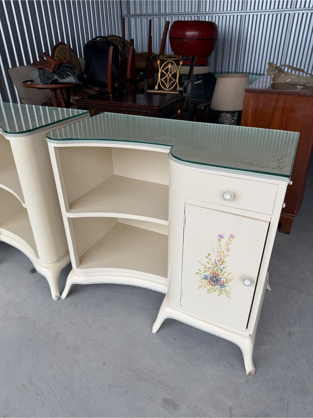 Pair of beautiful custom build nightstands - photo 3