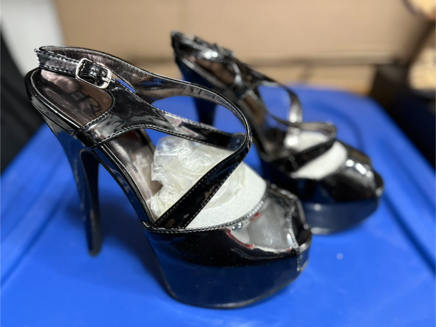 Black Patent Leather Platform Heels - photo 2