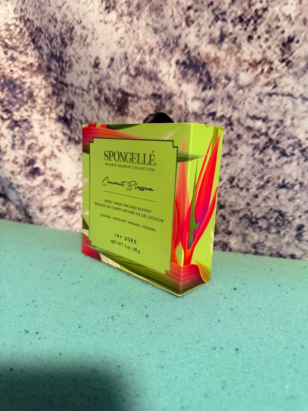 Spongellé Coconut Blossom & L'Oréal Pure-Clay Mask Set image indicator(4)