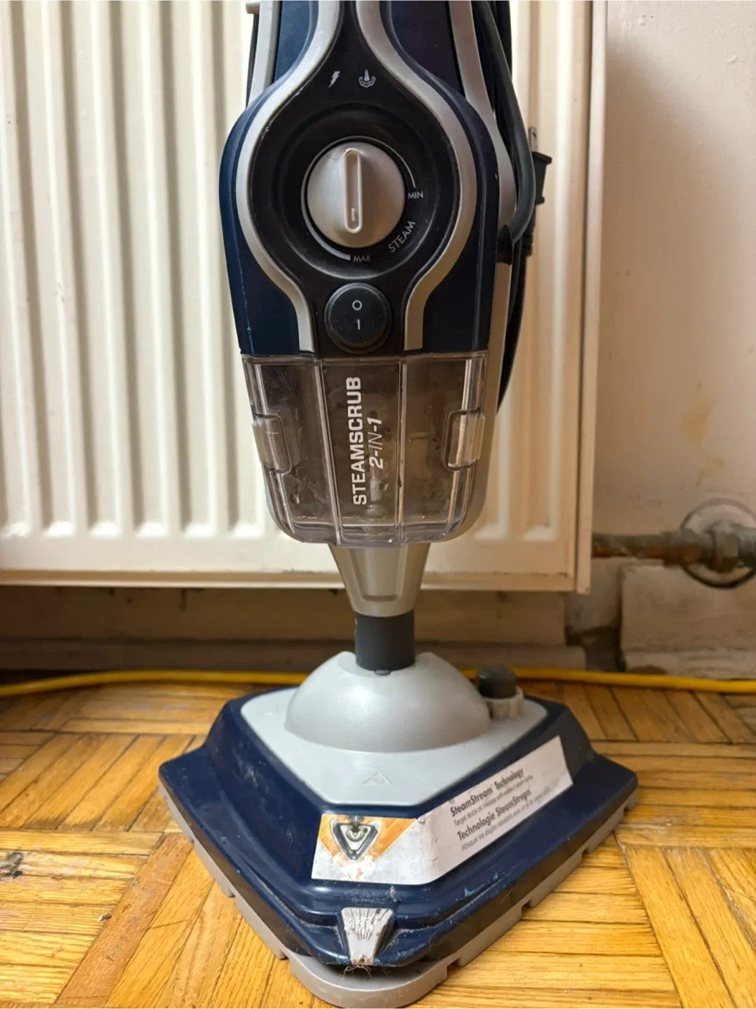 Hoover SteamScrub 2-in-1 Steam Mop image indicator(2)