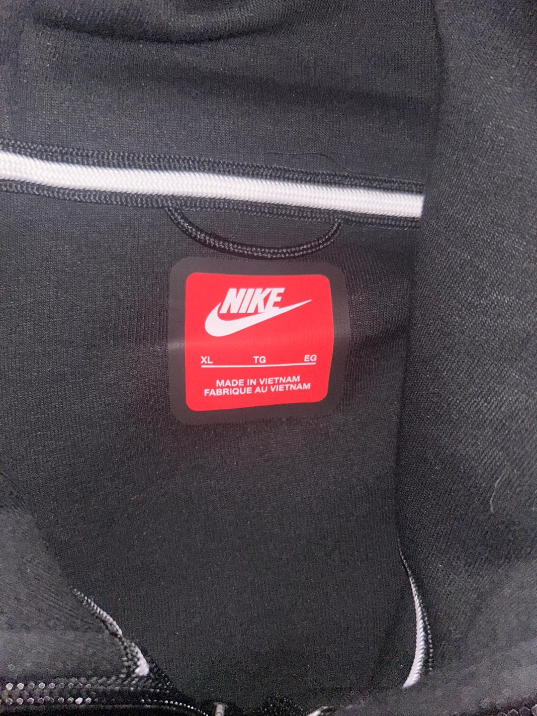 Nike Black Tech Fleece Hoodie XL image indicator(2)