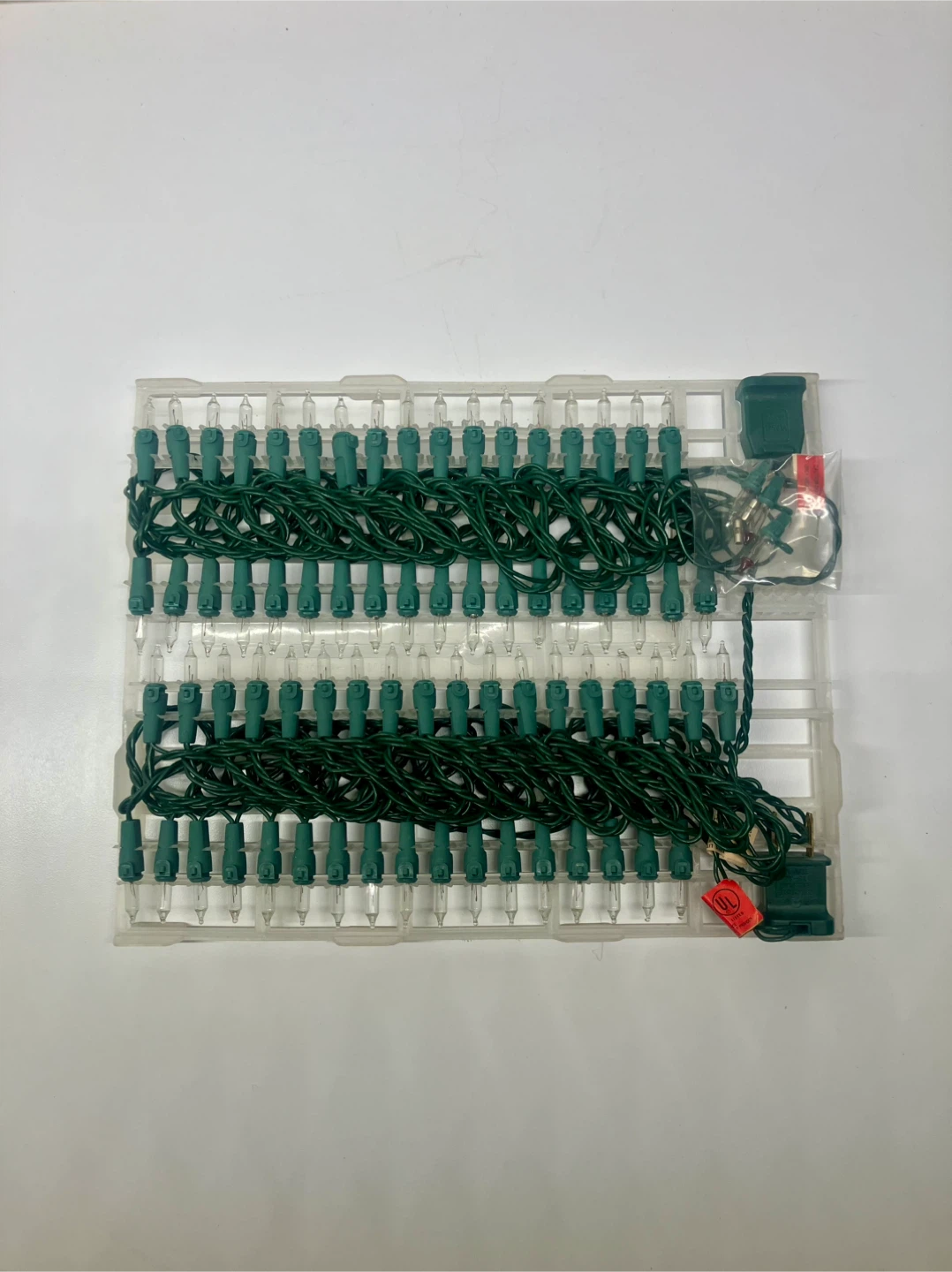 Vintage 70 Indoor/Outdoor Christmas Lights - New In Box - photo 3