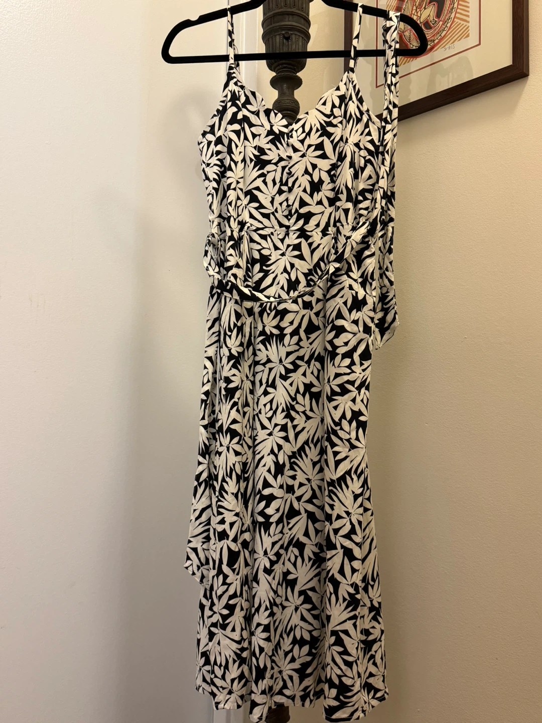 41 Hawthorn Black & White Floral Sundress - photo 3