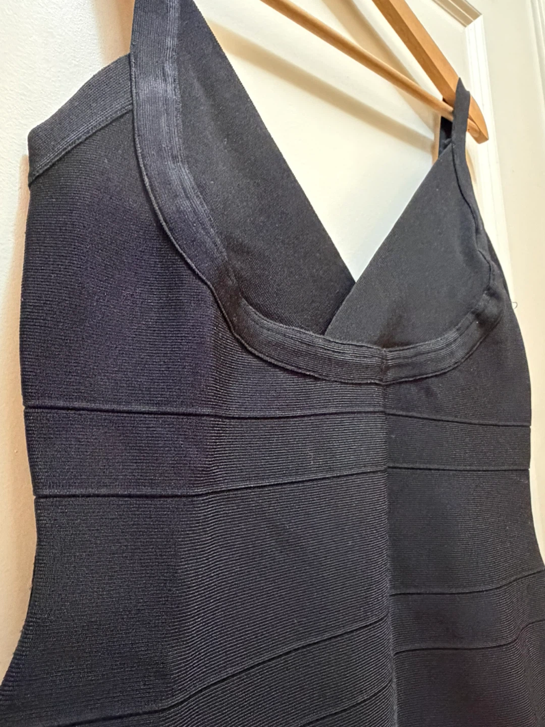 Babaton Black Bodycon Dress - photo 2