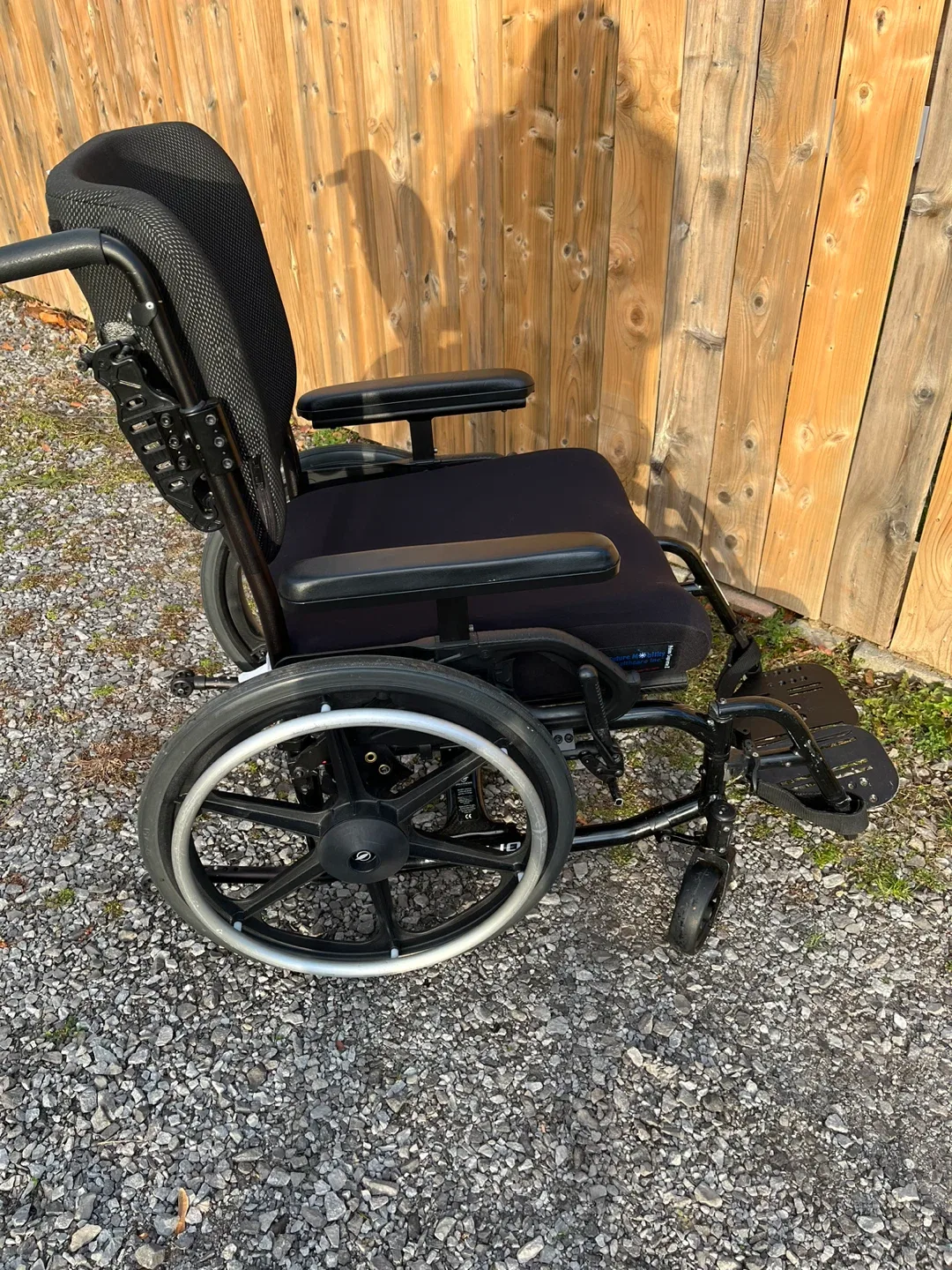 Invacare Motion Wheelchair image indicator(2)