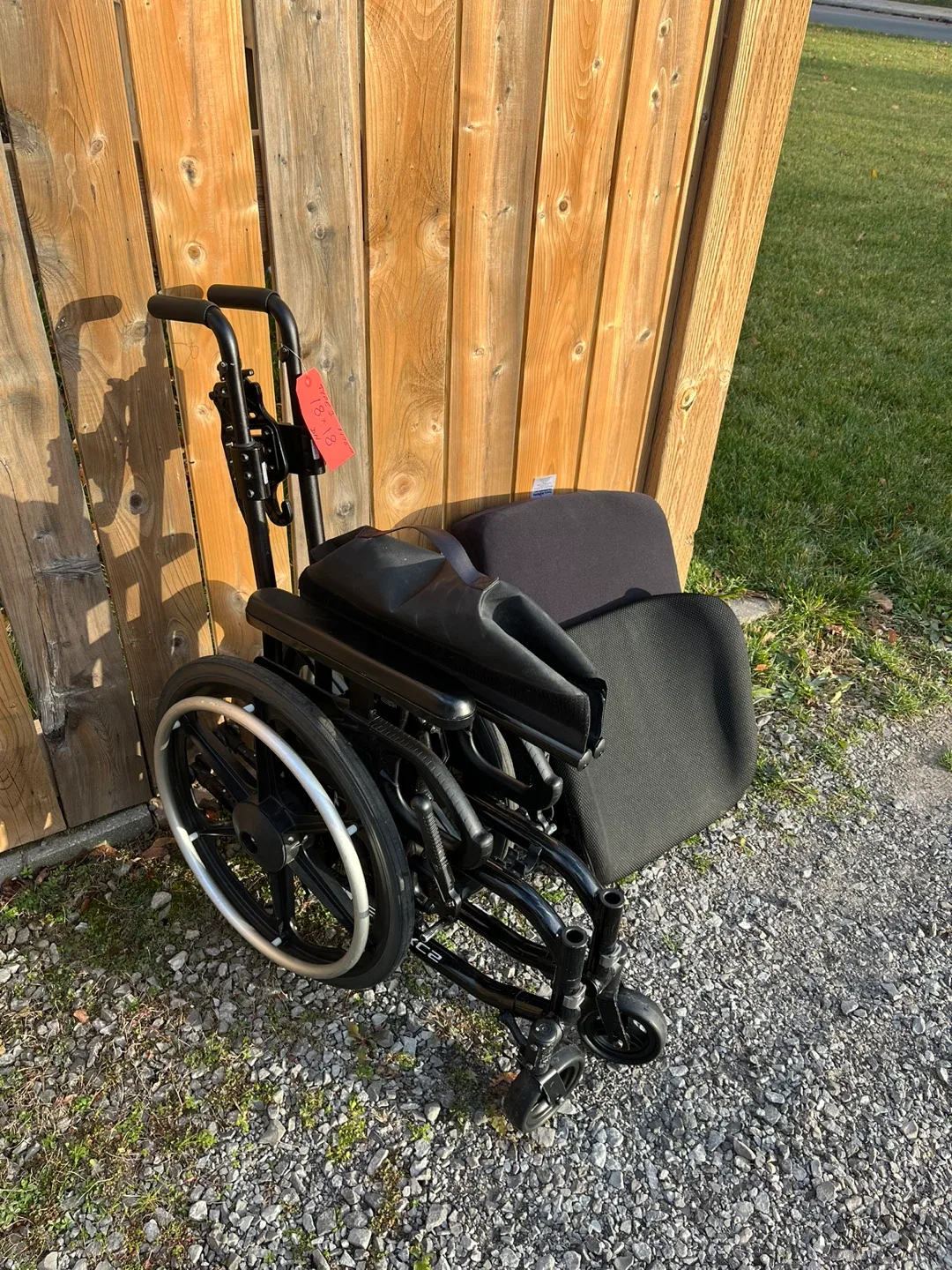 Invacare Motion Wheelchair image indicator(7)