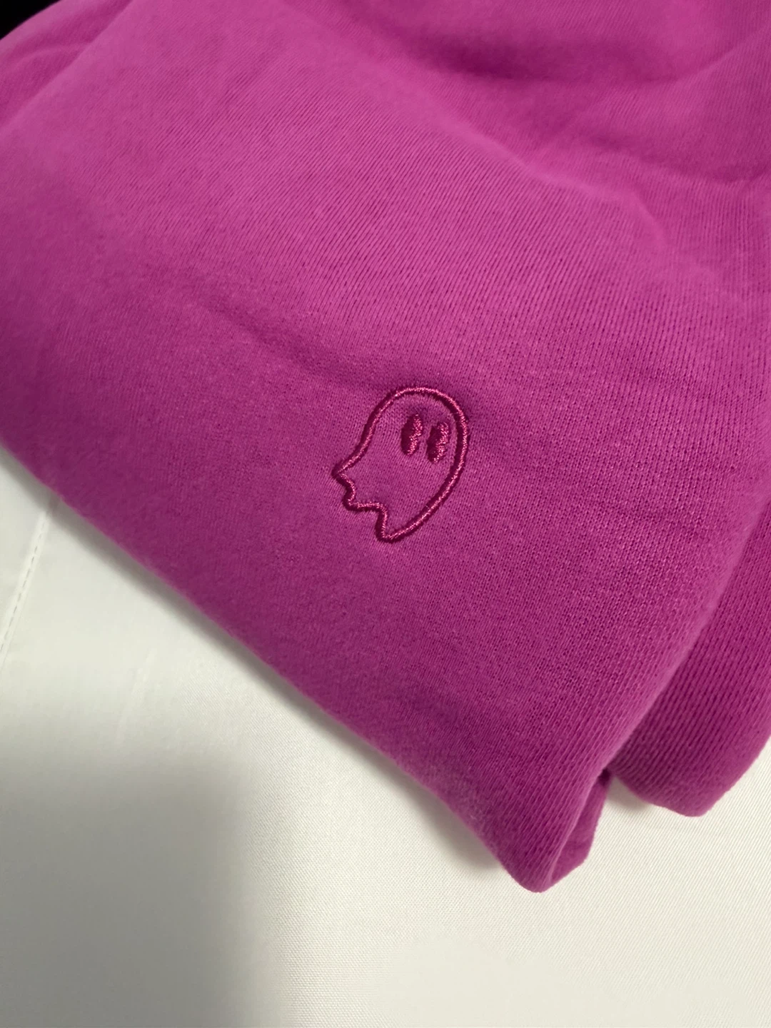 Cozy Ghost Magenta Sweatpants - Size Large - photo 2