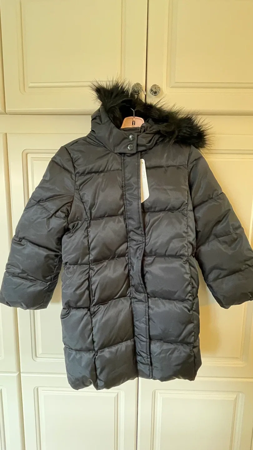 Girl NEW winter cost size 10/L