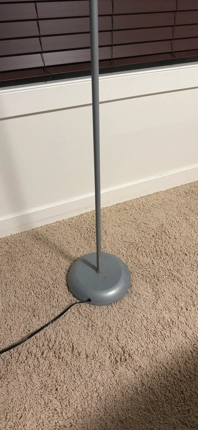 Floor Uplight/Reading Lamp image indicator(3)